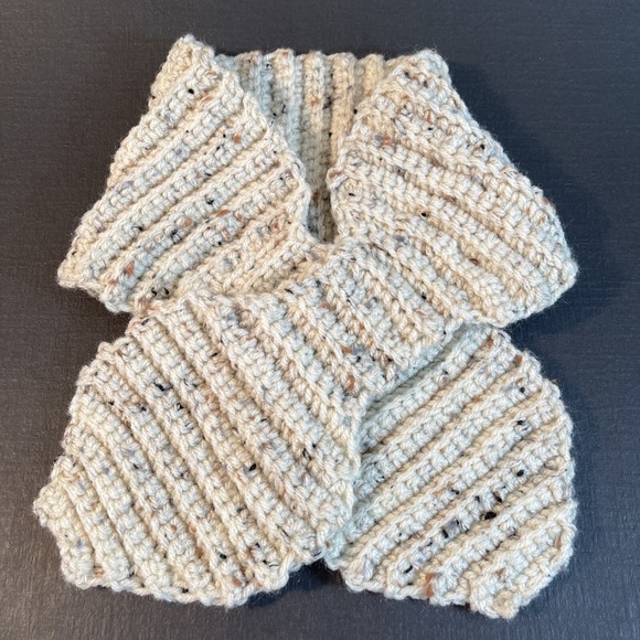 Handmade Crochet Short Winter Neck Warmer Scarf Beige Tan Tweed 26" Unisex - Picture 6 of 7